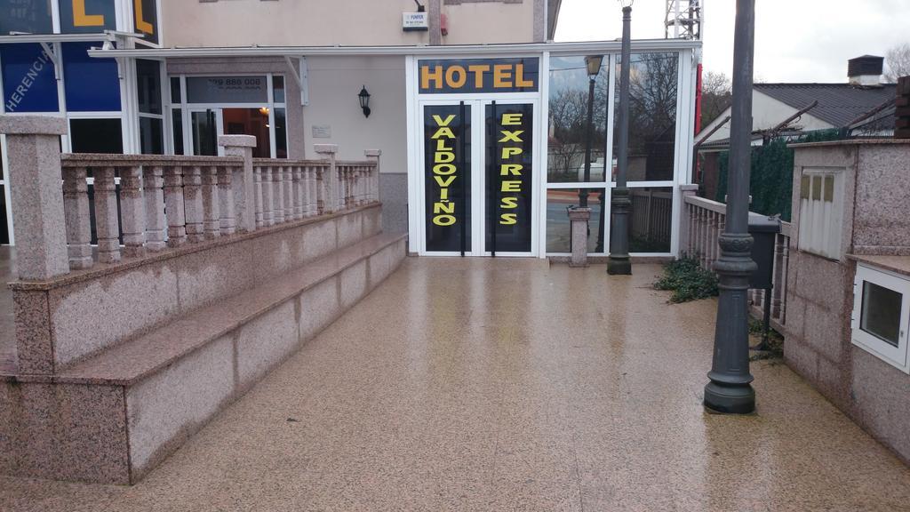 Hotel Valdovino Luaran gambar